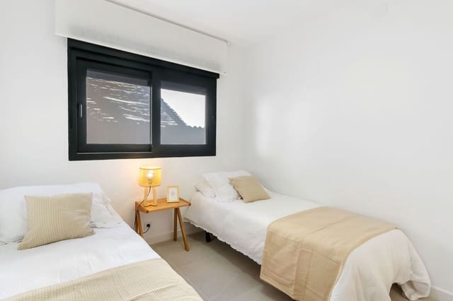 3 soverom Villa til salgs i El Chaparral, Torrevieja med svømmebasseng garasje - € 459 000 (Ref: 9774437)