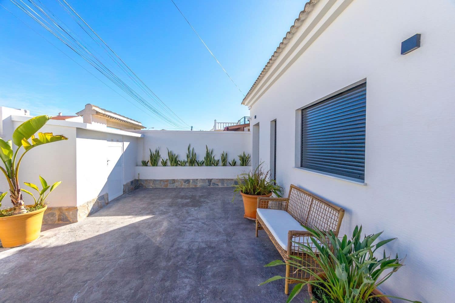 3 soverom Villa til salgs i Torrevieja med svømmebasseng garasje - € 459 000 (Ref: 9774437)