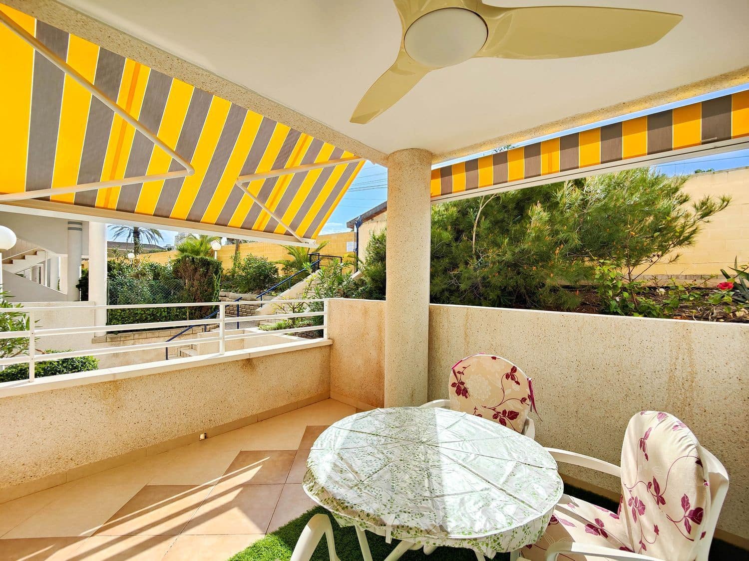 2 Zimmer Apartment zu verkaufen in La Mata mit Pool Garage - 195.000 € (Ref: 9774439)