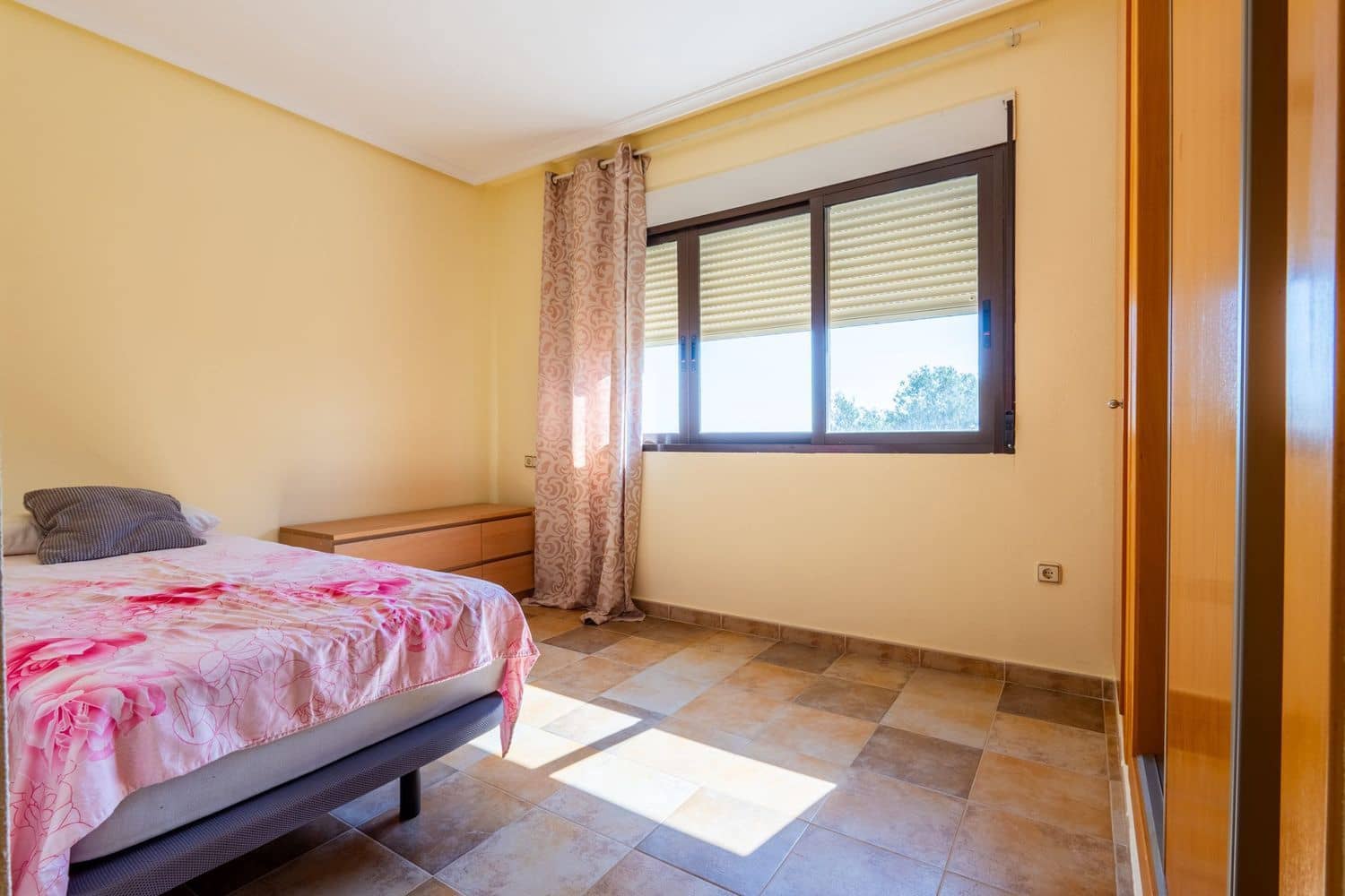 6 slaapkamer Villa te koop in Villamartin met zwembad garage - € 365.000 (Ref: 9774440)
