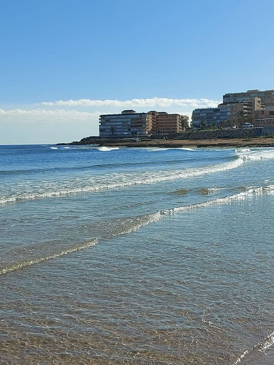 2 sypialnia Apartament na sprzedaż w Miasto Alicante / Alacant z basenem garażem - 144 000 € (Ref: 9774441)