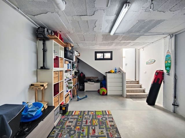 3 slaapkamer Appartement te koop in Los Secanos, Guardamar del Segura met zwembad garage - € 289.900 (Ref: 9774442)