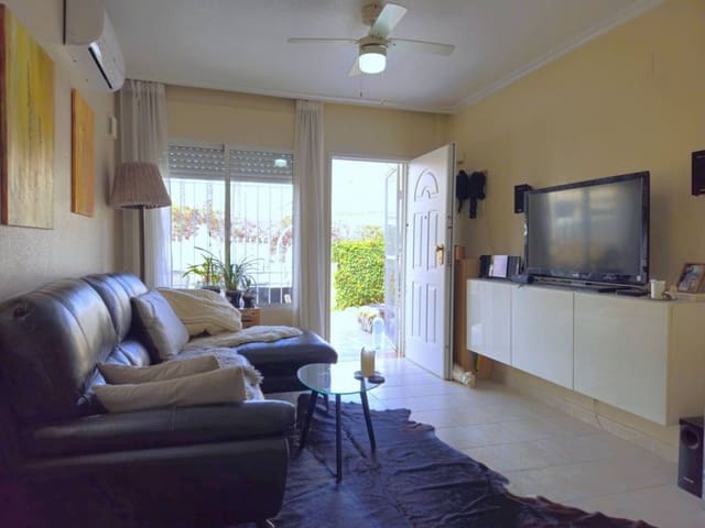 3 soveværelse Byhus til salg i Alicante by med swimmingpool garage - € 239.000 (Ref: 9774444)