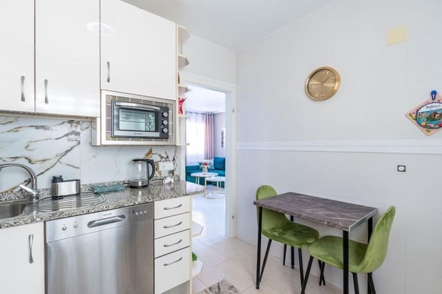 3 soverom Villa til salgs i Alicante by med svømmebasseng garasje - € 360 000 (Ref: 9774446)