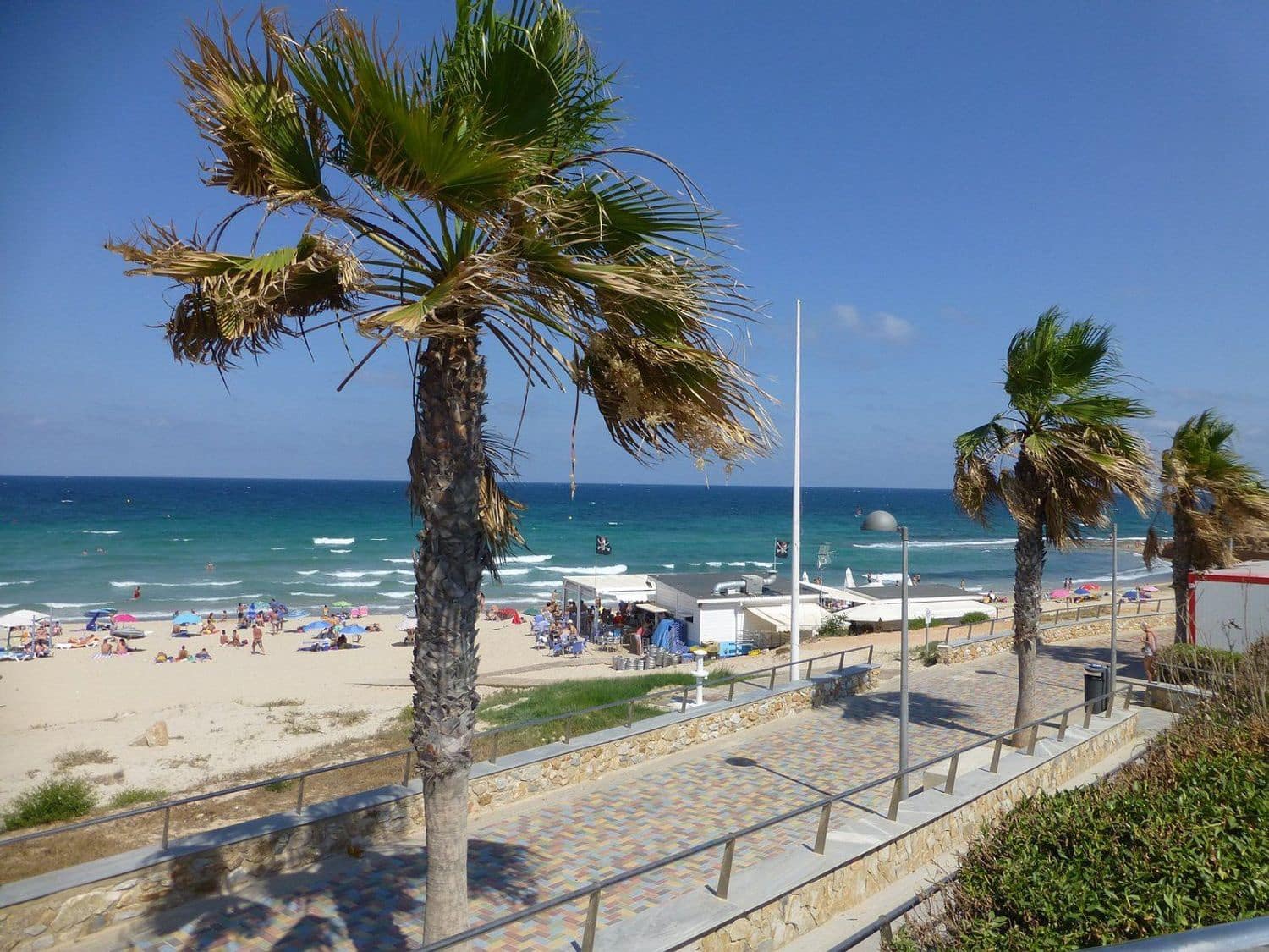 2 bedroom Apartment for sale in Alicante / Alacant city with pool garage - € 154,000 (Ref: 9779959)