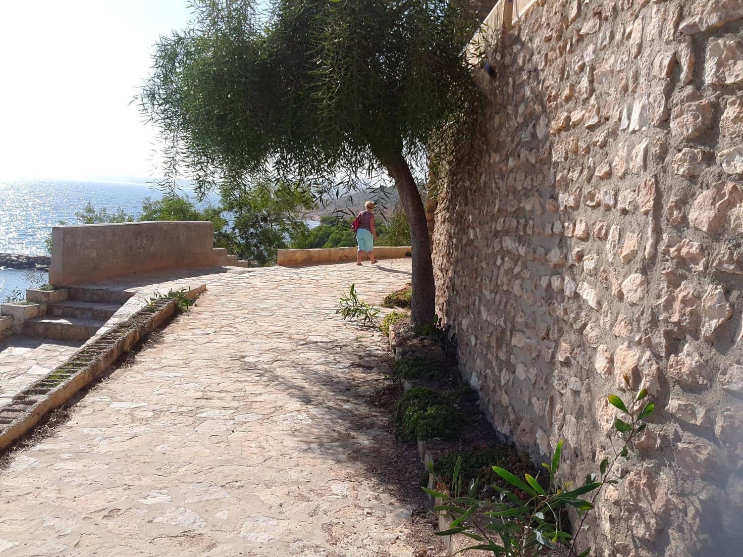 2 bedroom Apartment for sale in Alicante / Alacant city with pool garage - € 154,000 (Ref: 9779959)