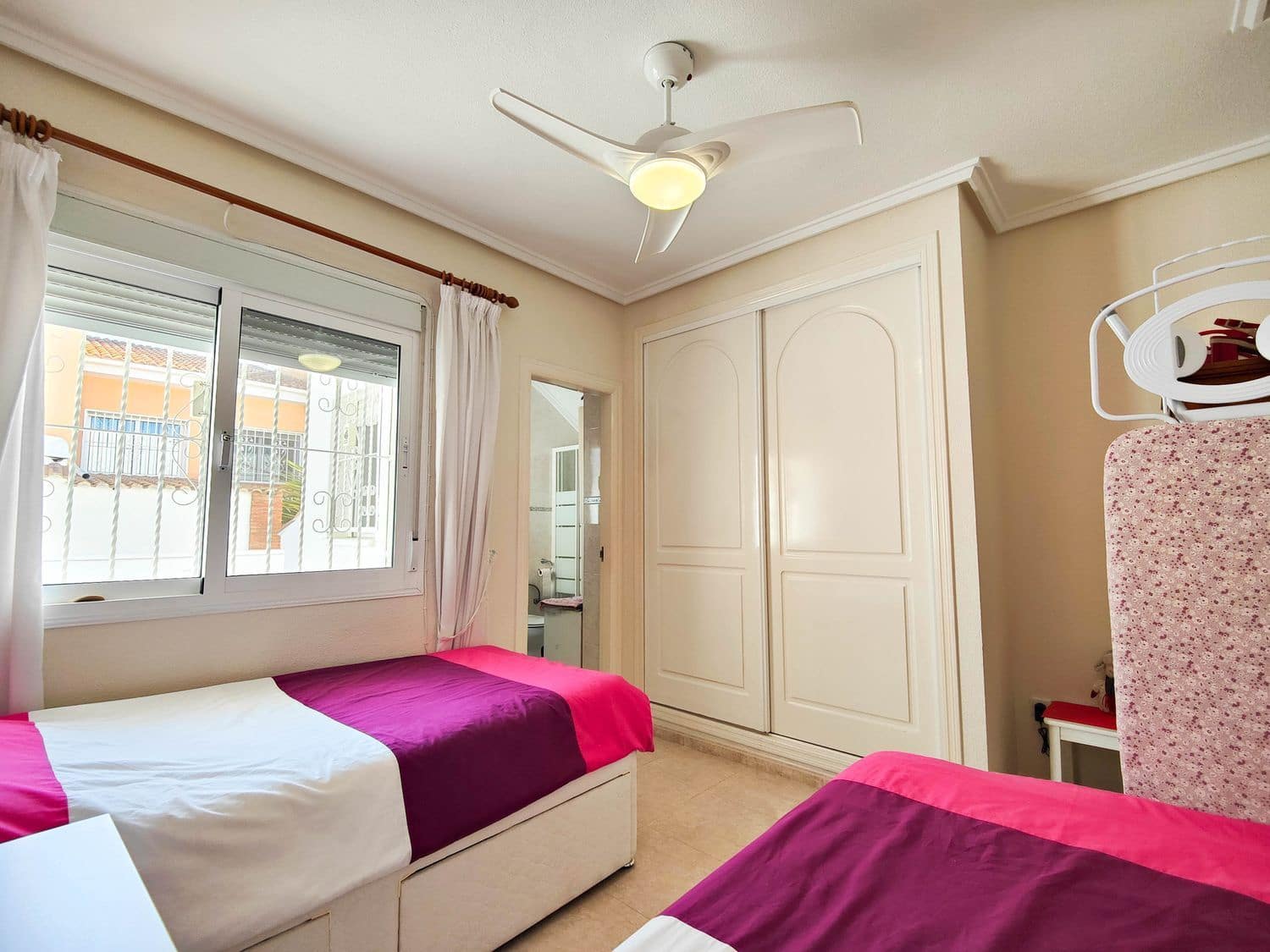 2 chambre Maison de Ville à vendre à Ciudad Quesada avec piscine garage - 249 000 € (Ref: 9782898)