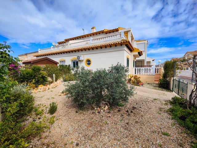 3 sypialnia Dom na sprzedaż w La Florida, Orihuela z basenem garażem - 235 000 € (Ref: 9782900)