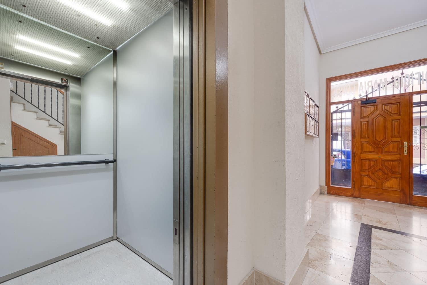 2 sovrum Lägenhet till salu i Torrevieja med garage - 154 900 € (Ref: 9782901)