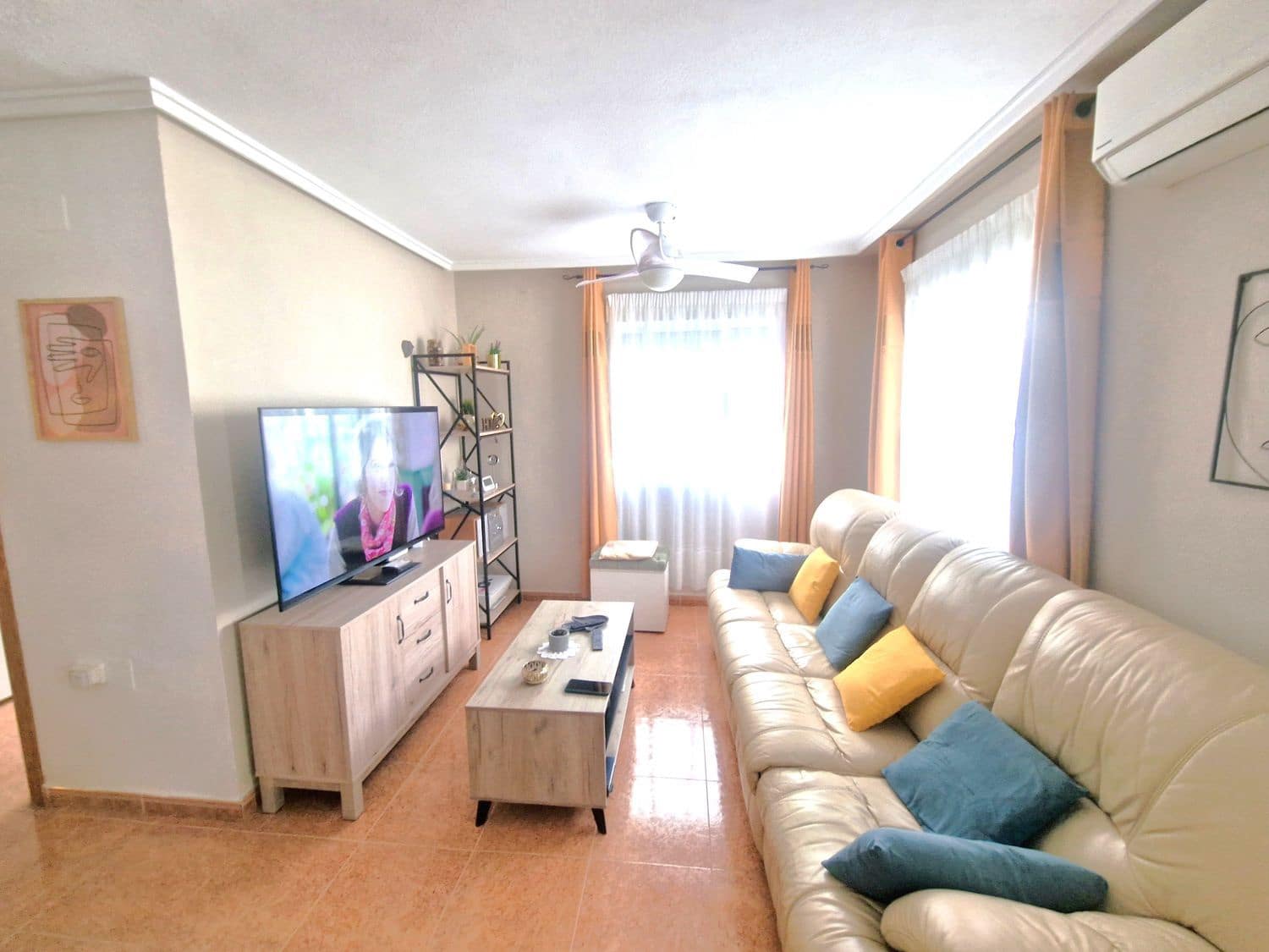 3 slaapkamer Huis te koop in Orihuela Costa met zwembad garage - € 209.000 (Ref: 9782903)