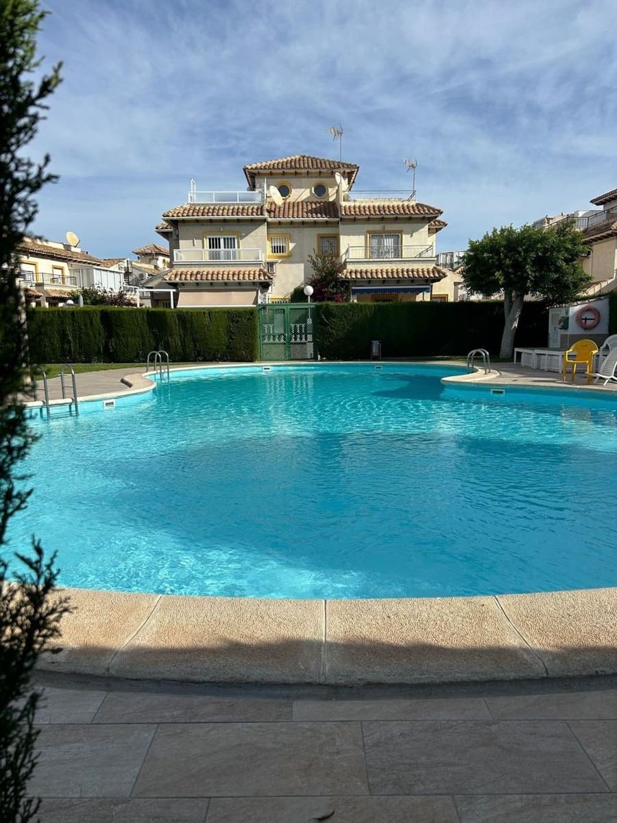 2 chambre Maison de Ville à vendre à Orihuela Costa avec piscine garage - 199 000 € (Ref: 9782905)