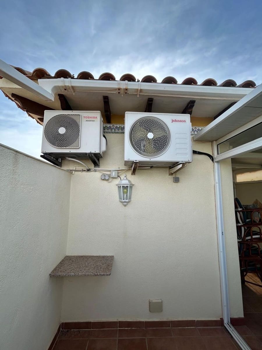 2 chambre Maison de Ville à vendre à Orihuela Costa avec piscine garage - 199 000 € (Ref: 9782905)