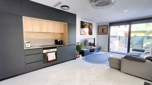 3 makuuhuone Huvila myytävänä paikassa Los Montesinos mukana uima-altaan 
autotalli - 387 500 € (Ref: 9782908)