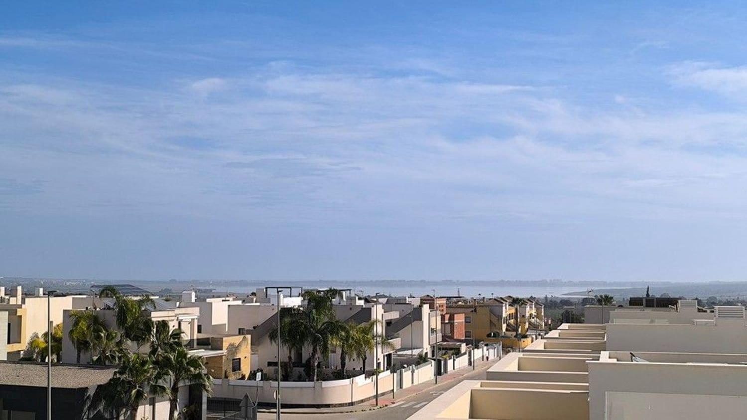 Chalet de 3 habitaciones en Los Montesinos en venta con piscina garaje - 387.500 € (Ref: 9782908)