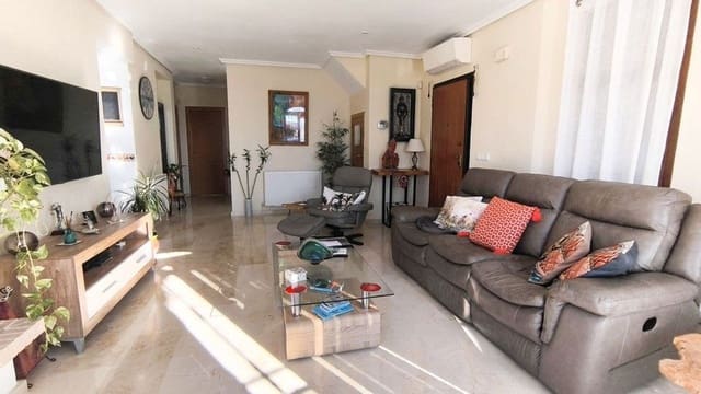 3 chambre Villa/Maison Semi-Mitoyenne à vendre à Algorfa avec piscine garage - 365 000 € (Ref: 9782909)