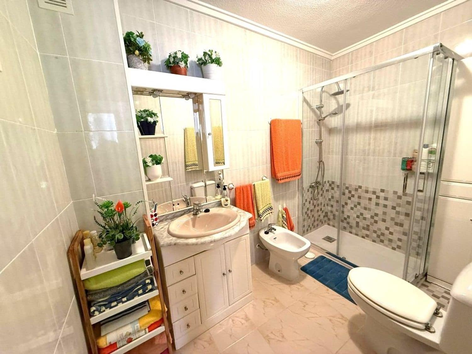 3 bedroom Townhouse for sale in Torrevieja with garage - € 210,000 (Ref: 9783531)