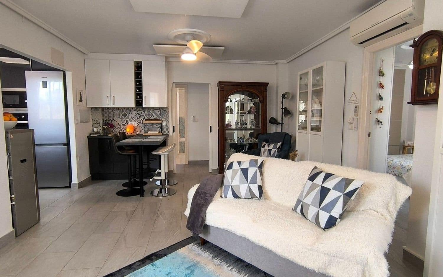 3 soverom Villa til salgs i Ciudad Quesada med svømmebasseng garasje - € 375 000 (Ref: 9793845)