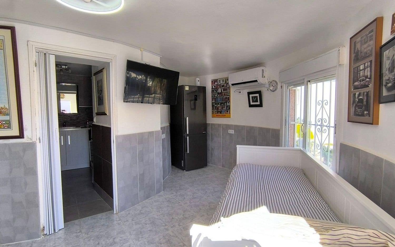 3 soverom Villa til salgs i Ciudad Quesada med svømmebasseng garasje - € 375 000 (Ref: 9793845)