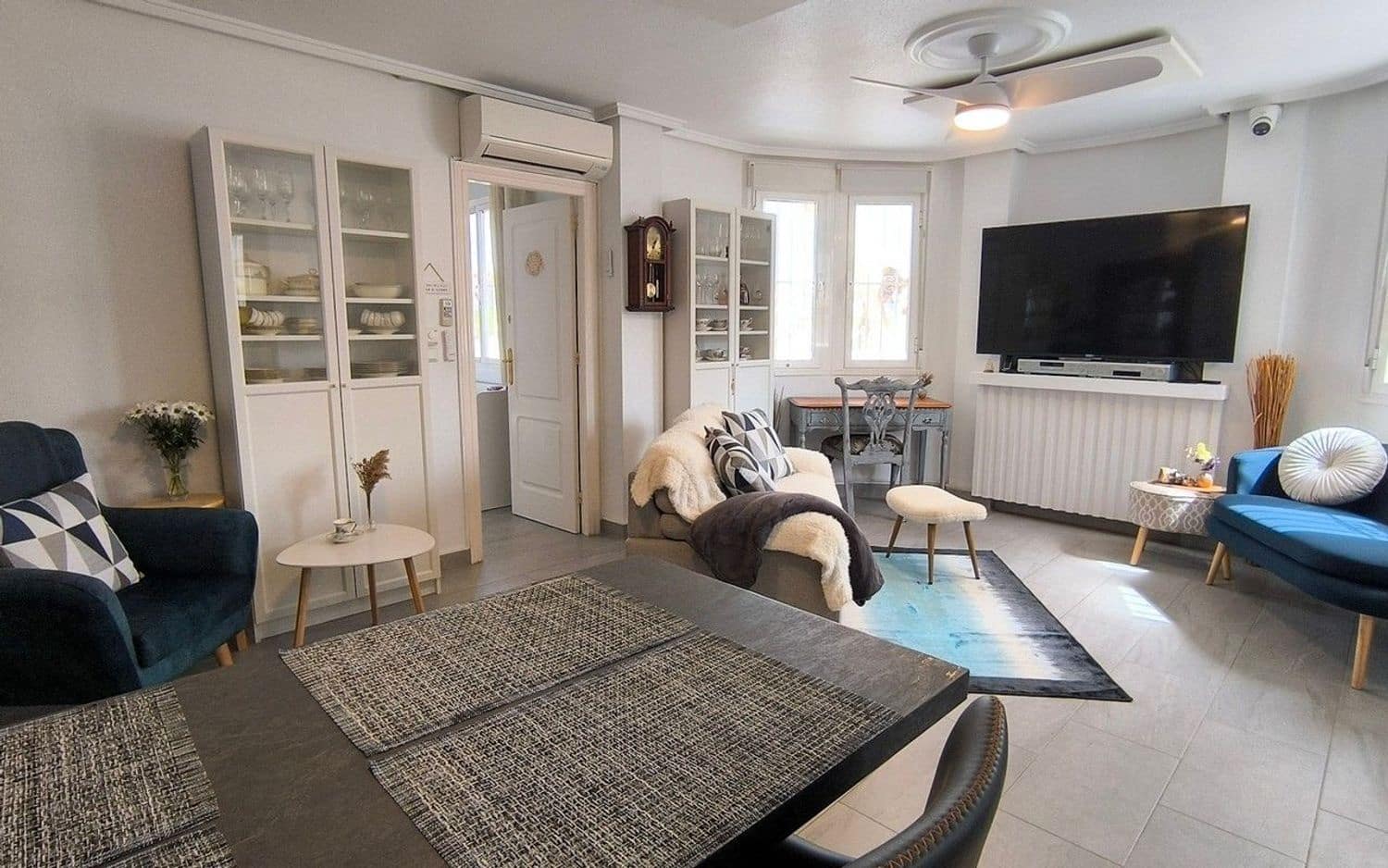 3 soverom Villa til salgs i Ciudad Quesada med svømmebasseng garasje - € 375 000 (Ref: 9793845)