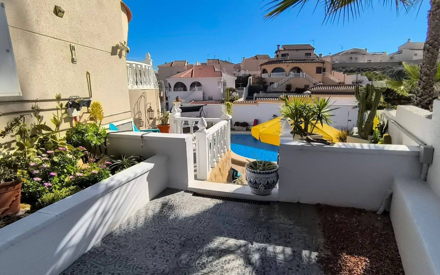 3 soverom Villa til salgs i Ciudad Quesada med svømmebasseng garasje - € 375 000 (Ref: 9793845)