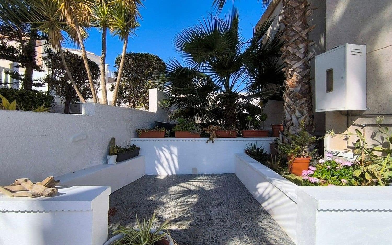 3 soverom Villa til salgs i Ciudad Quesada med svømmebasseng garasje - € 375 000 (Ref: 9793845)