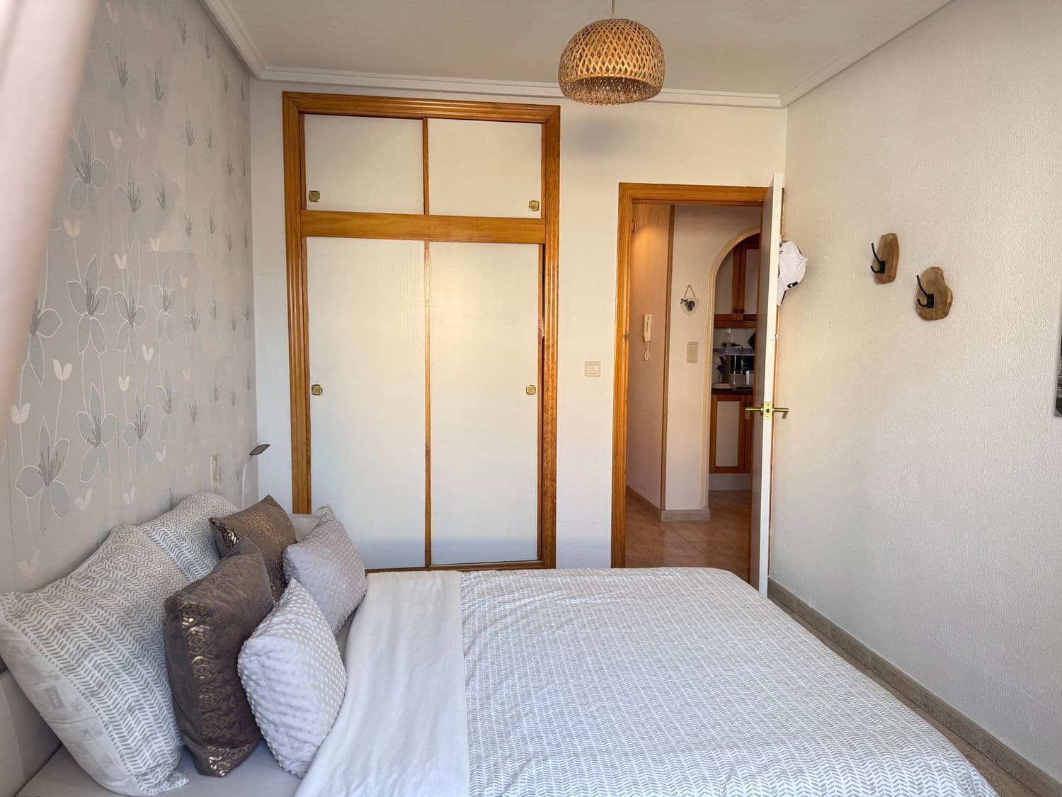 2 slaapkamer Appartement te koop in Torrevieja met zwembad garage - € 128.000 (Ref: 9807520)