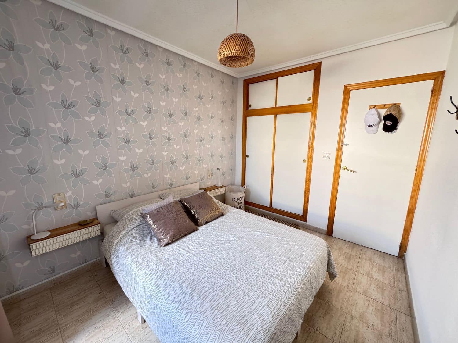 2 slaapkamer Appartement te koop in Torrevieja met zwembad garage - € 128.000 (Ref: 9807520)