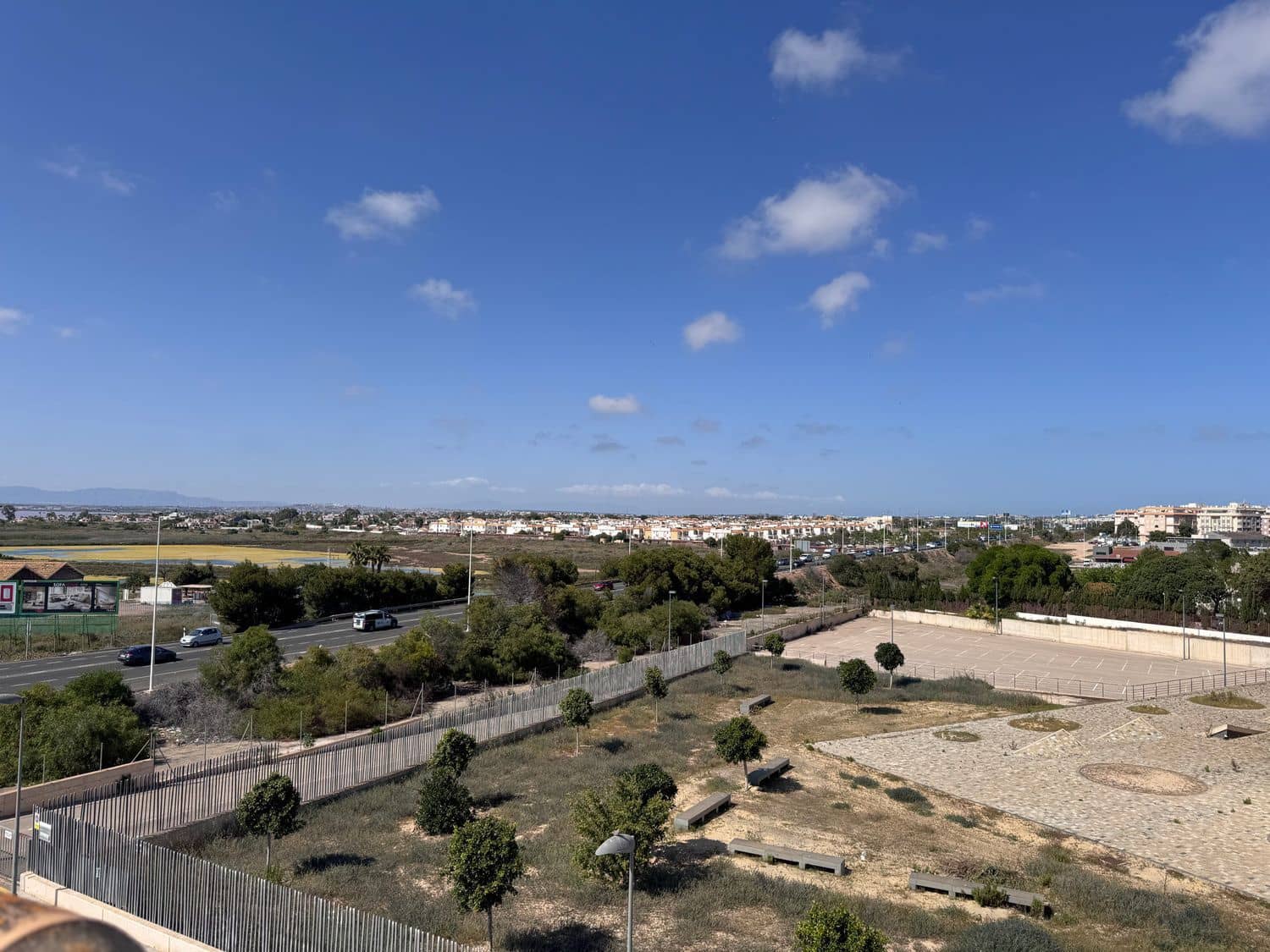 2 slaapkamer Appartement te koop in Torrevieja met zwembad garage - € 128.000 (Ref: 9807520)