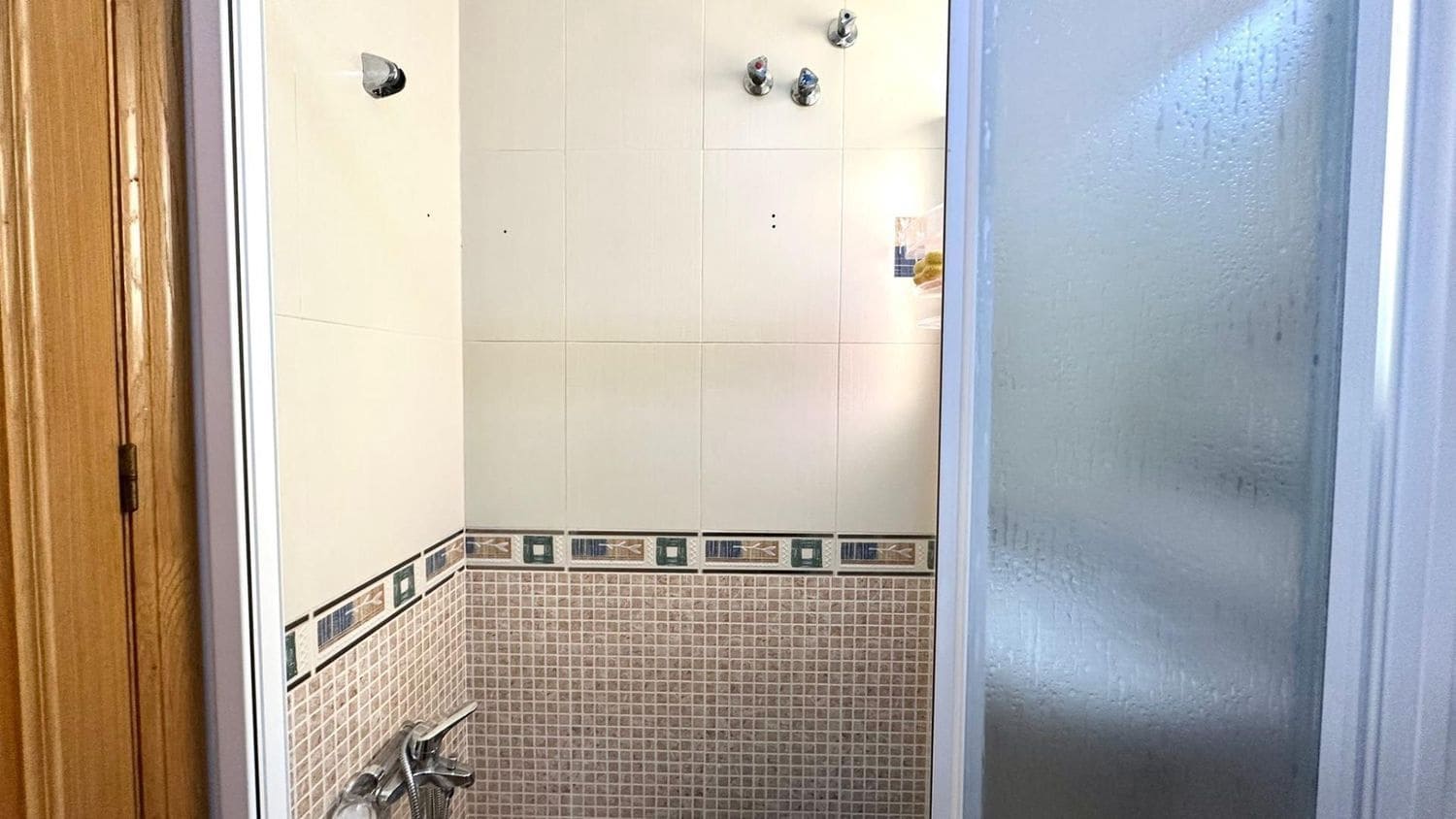 2 Zimmer Apartment zu verkaufen in Torrevieja mit Garage - 139.900 € (Ref: 9810878)