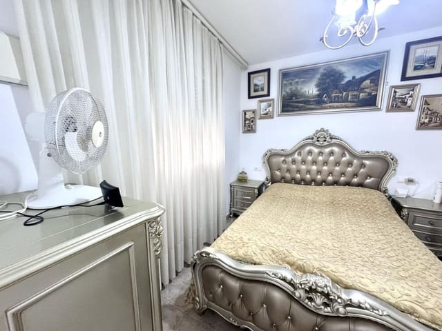 5 soverom Hus til salgs i Alicante by med svømmebasseng garasje - € 210 000 (Ref: 9810879)