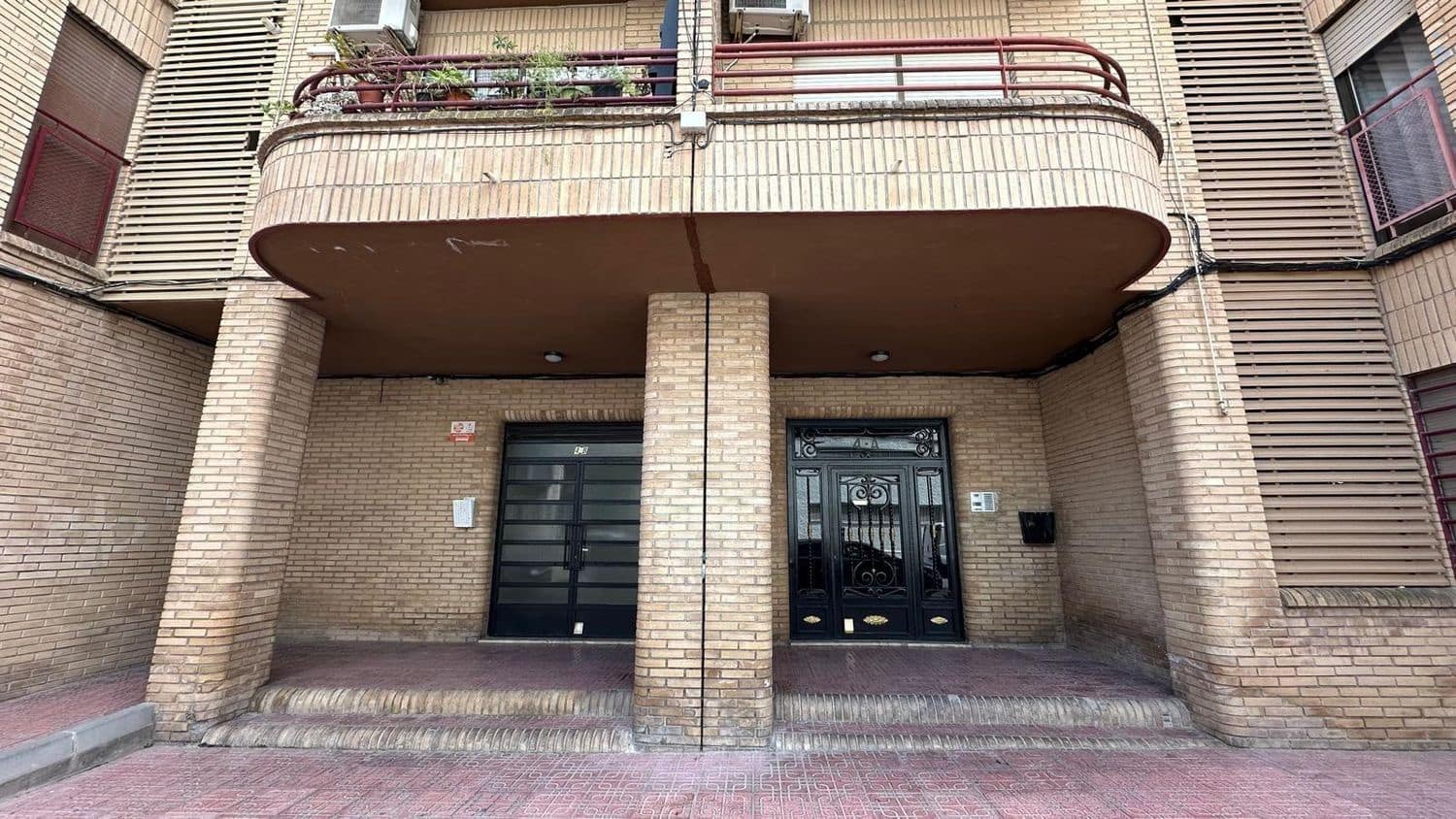 3 Zimmer Apartment zu verkaufen in Torrevieja mit Garage - 179.900 € (Ref: 9815443)