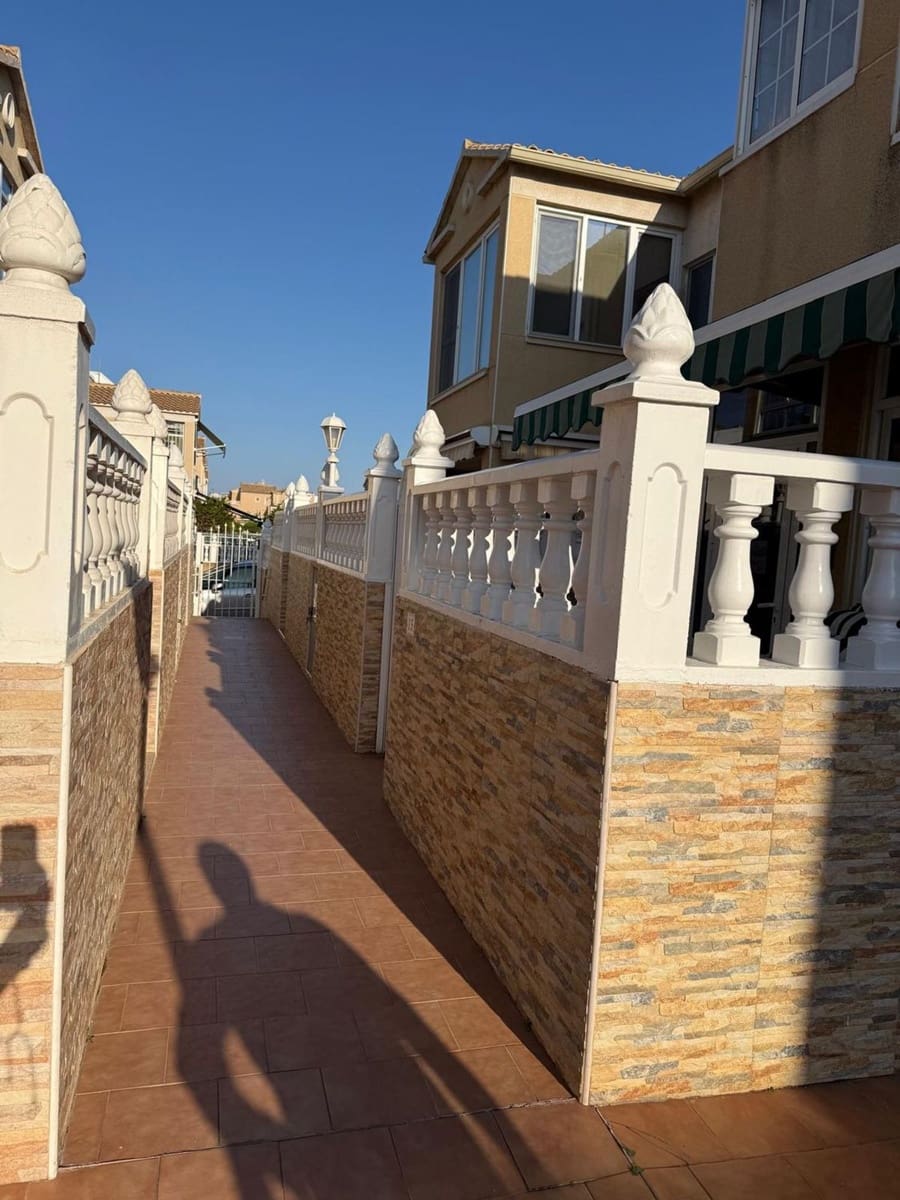 2 quarto Apartamento para venda em Torrevieja com piscina garagem - 188 000 € (Ref: 9816804)