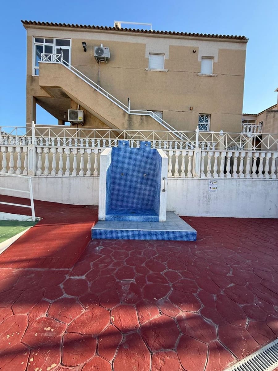 2 quarto Apartamento para venda em Torrevieja com piscina garagem - 188 000 € (Ref: 9816804)