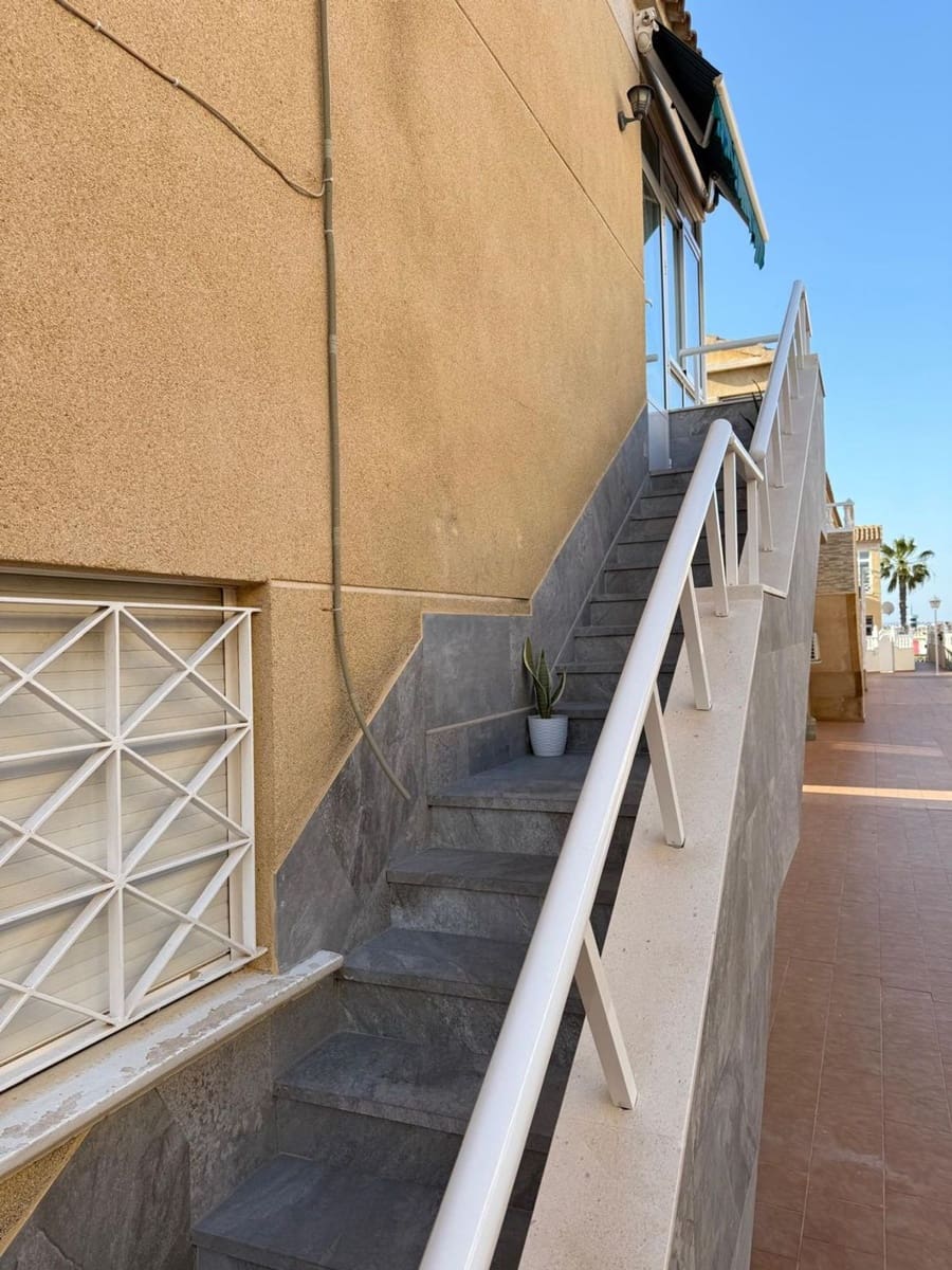 2 quarto Apartamento para venda em Torrevieja com piscina garagem - 188 000 € (Ref: 9816804)