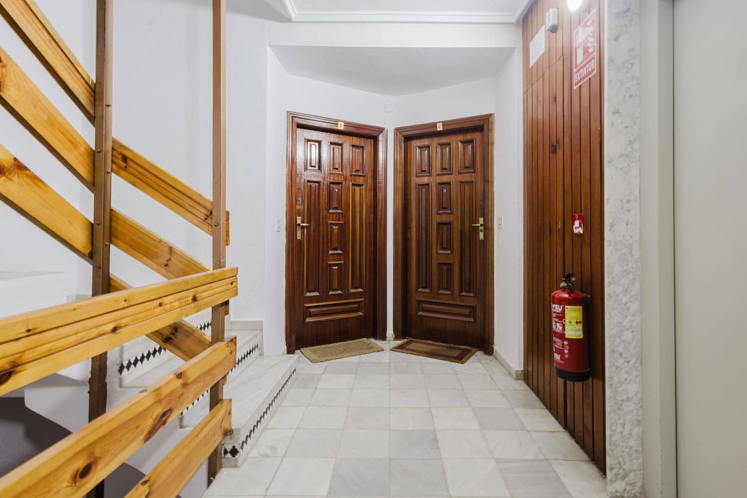 3 chambre Appartement à vendre à Torrevieja avec piscine garage - 219 000 € (Ref: 9821937)