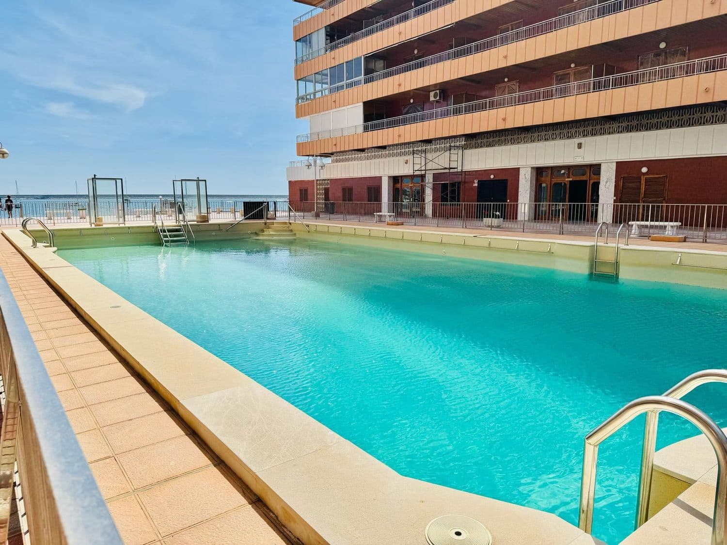 3 chambre Appartement à vendre à Torrevieja avec piscine garage - 219 000 € (Ref: 9821937)