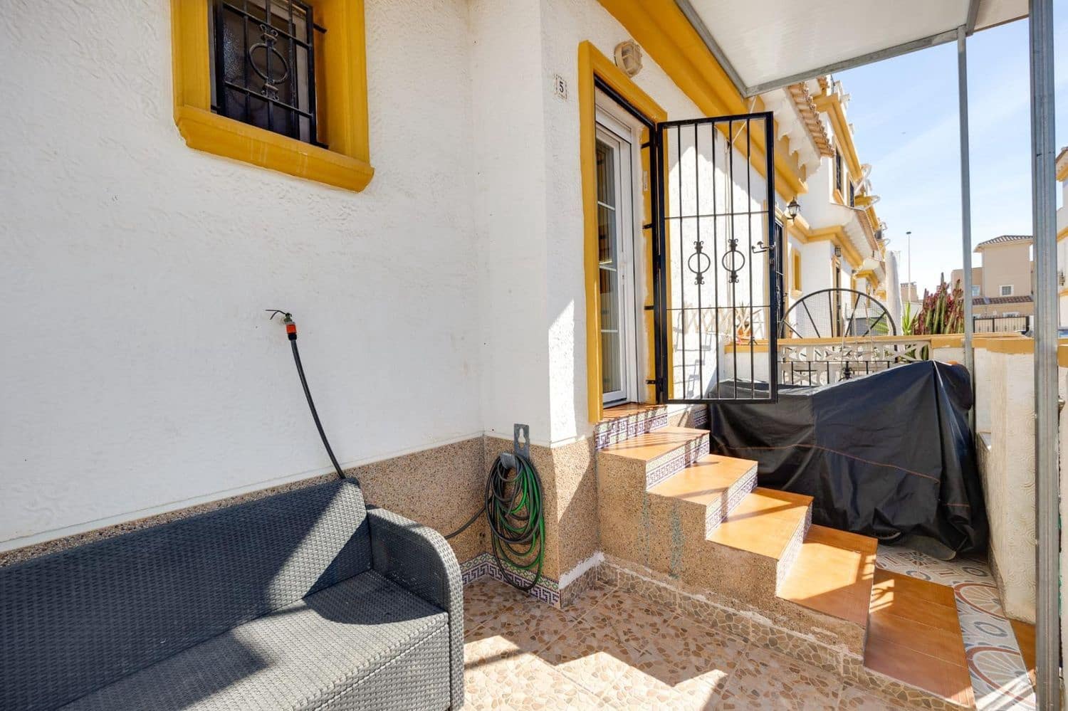 3 bedroom Townhouse for sale in Aguas Nuevas with pool garage - € 220,000 (Ref: 9824258)