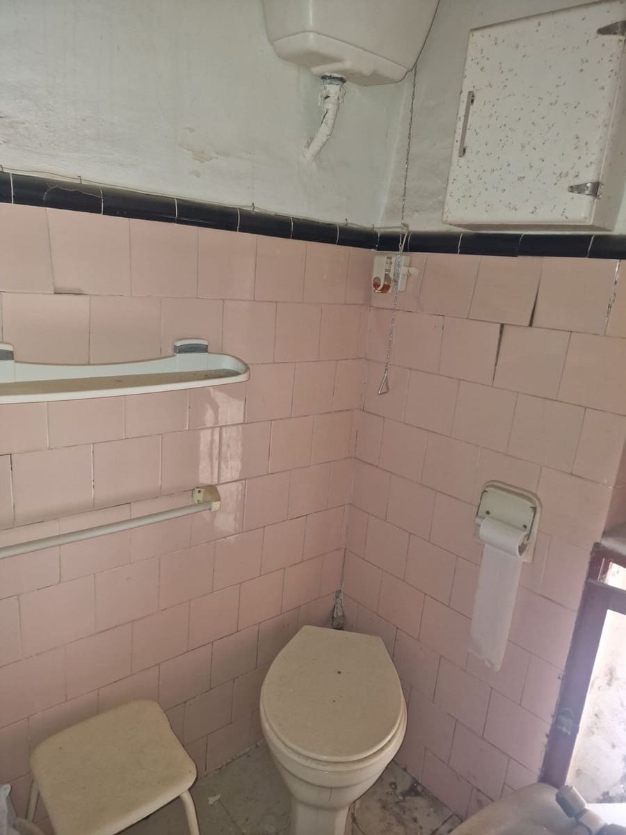 3 soveværelse Byhus til salg i Biar med garage - € 99.999 (Ref: 9824261)