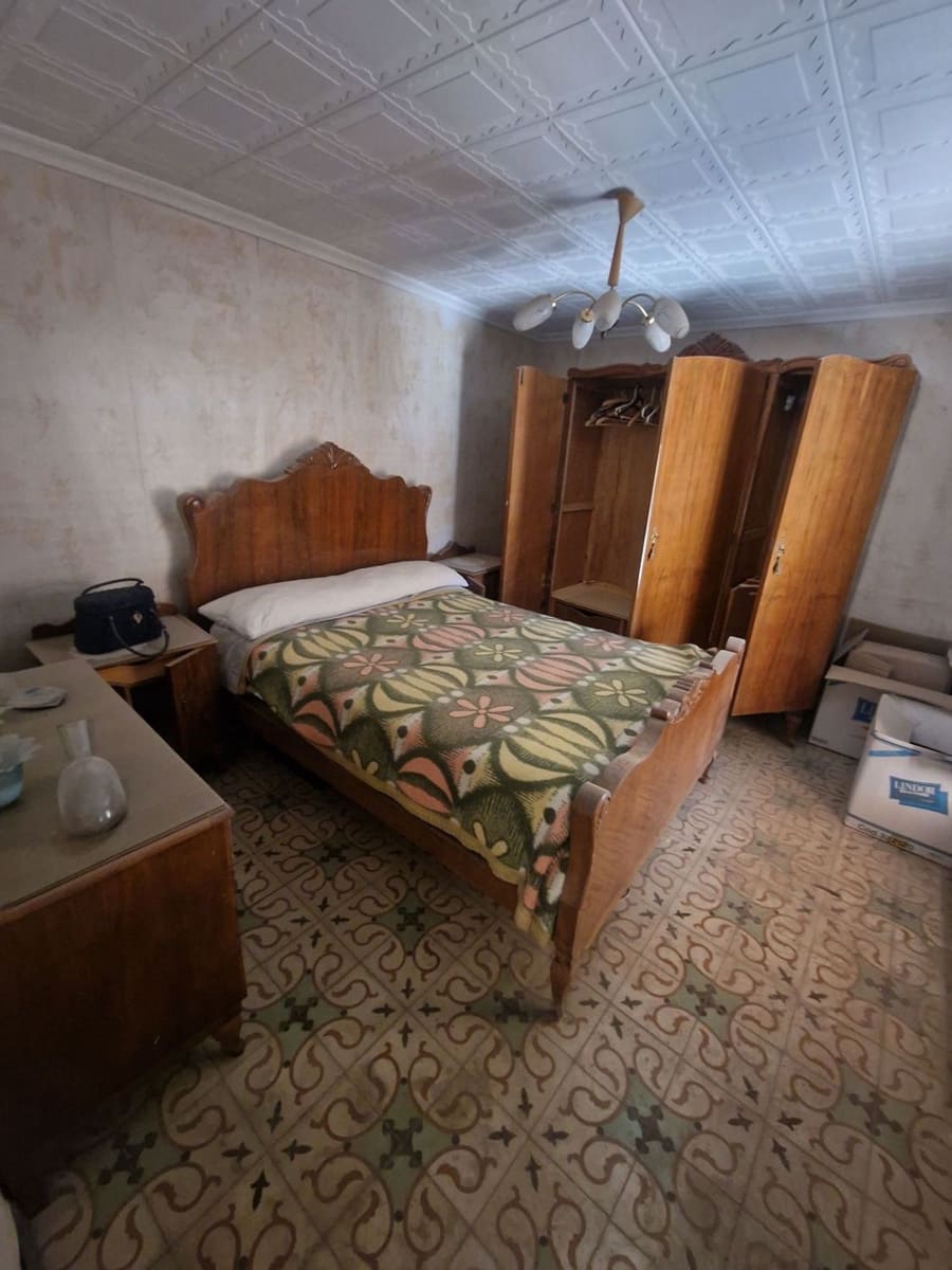 3 soveværelse Byhus til salg i Biar med garage - € 99.999 (Ref: 9824261)