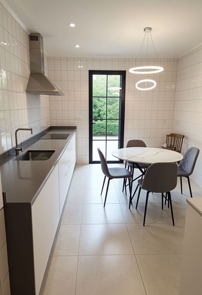 3 soveværelse Byhus til salg i Biar med garage - € 99.999 (Ref: 9824261)