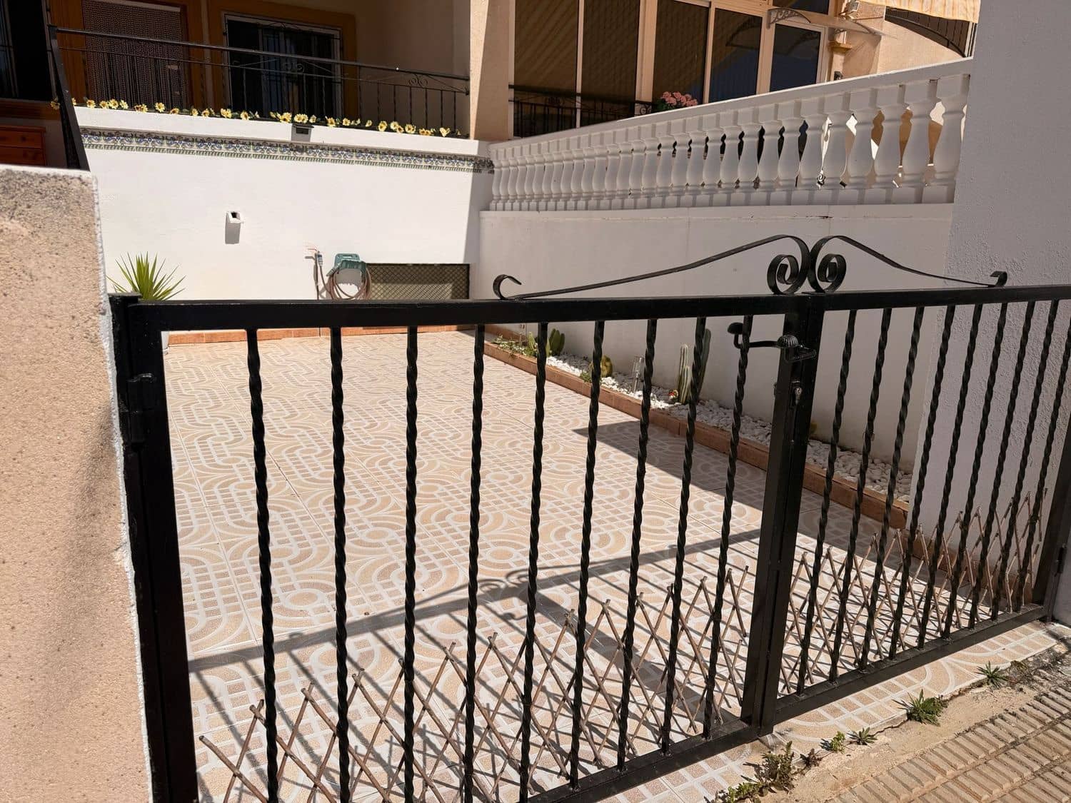 2 bedroom Apartment for sale in Orihuela Costa with pool garage - € 159,900 (Ref: 9841997)