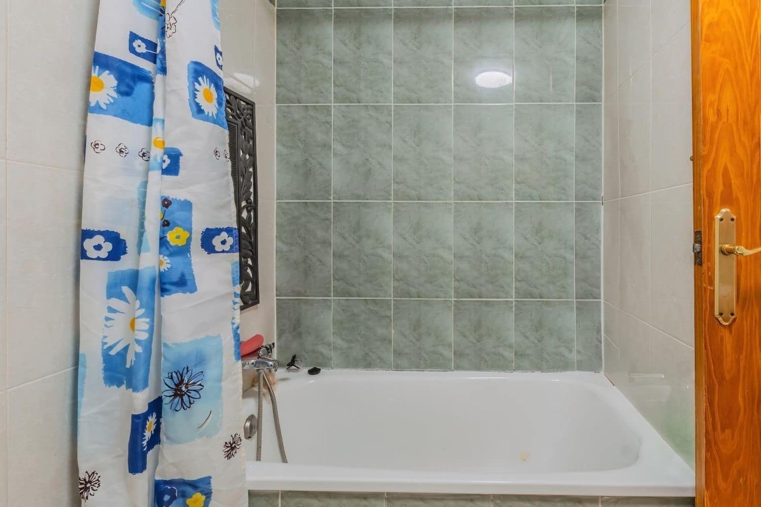 1 chambre Appartement à vendre à Torrevieja avec piscine garage - 99 990 € (Ref: 9854815)