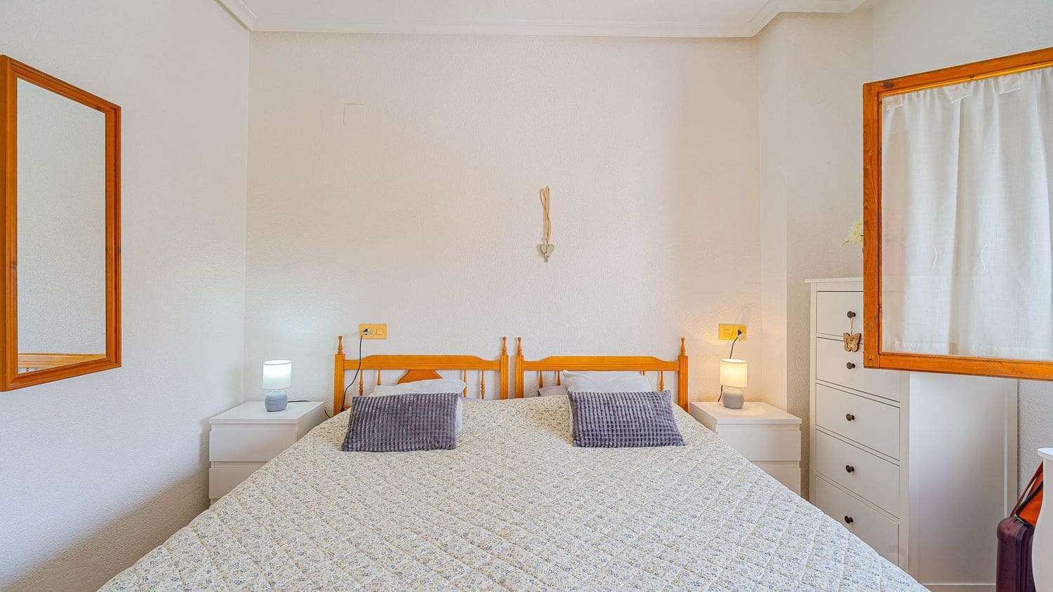 2 bedroom Apartment for sale in Punta Prima with pool garage - € 170,000 (Ref: 9856304)