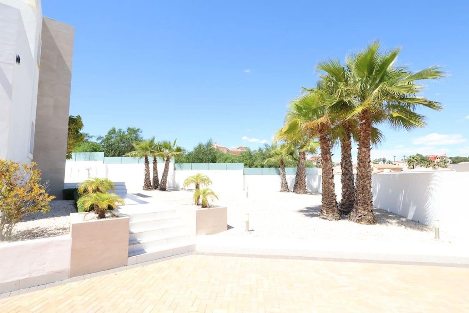 3 soveværelse Villa til salg i Ciudad Quesada med swimmingpool garage - € 699.000 (Ref: 9856306)