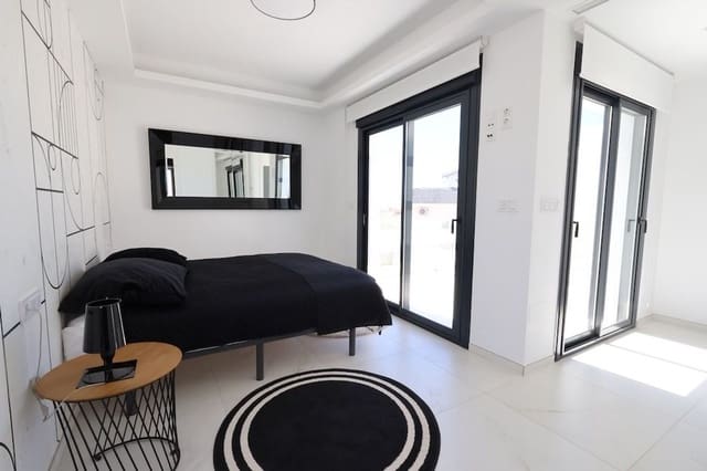 3 soveværelse Villa til salg i Ciudad Quesada, Rojales med swimmingpool garage - € 699.000 (Ref: 9856306)