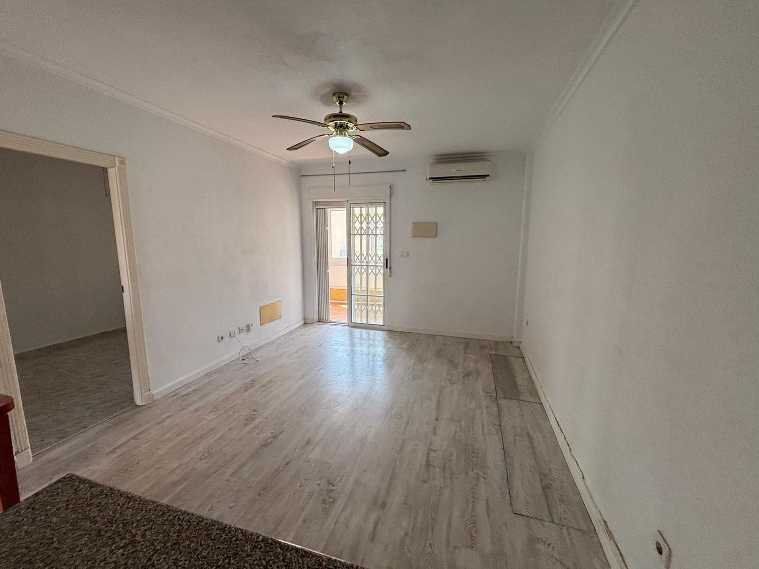 2 bedroom Apartment for sale in Aguas Nuevas with pool garage - € 149,900 (Ref: 9861401)