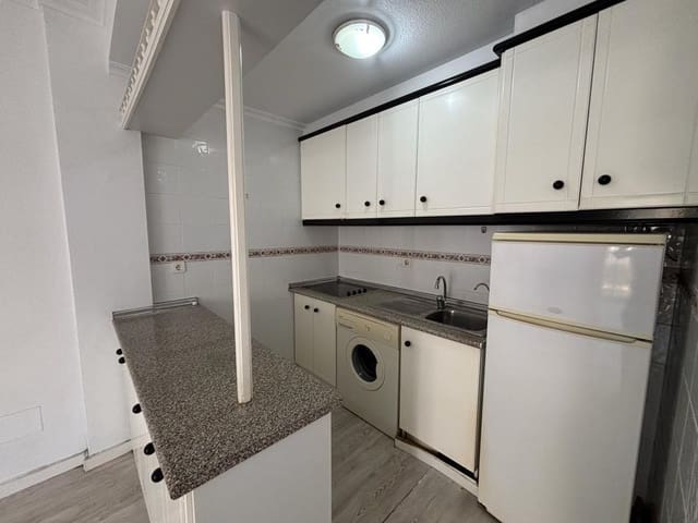 2 soveværelse Lejlighed til salg i Aguas Nuevas, Torrevieja med swimmingpool garage - € 144.900 (Ref: 9861401)