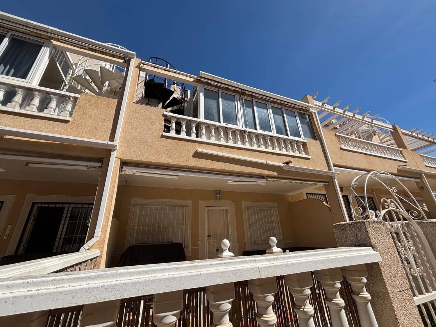 2 bedroom Apartment for sale in Aguas Nuevas with pool garage - € 149,900 (Ref: 9861401)