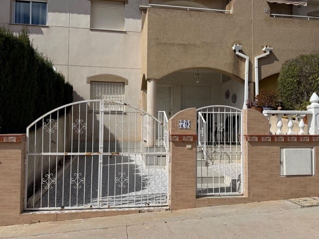 Apartamento de 2 habitaciones en Aguas Nuevas, Torrevieja en venta con piscina garaje - 159.900 € (Ref: 9861402)