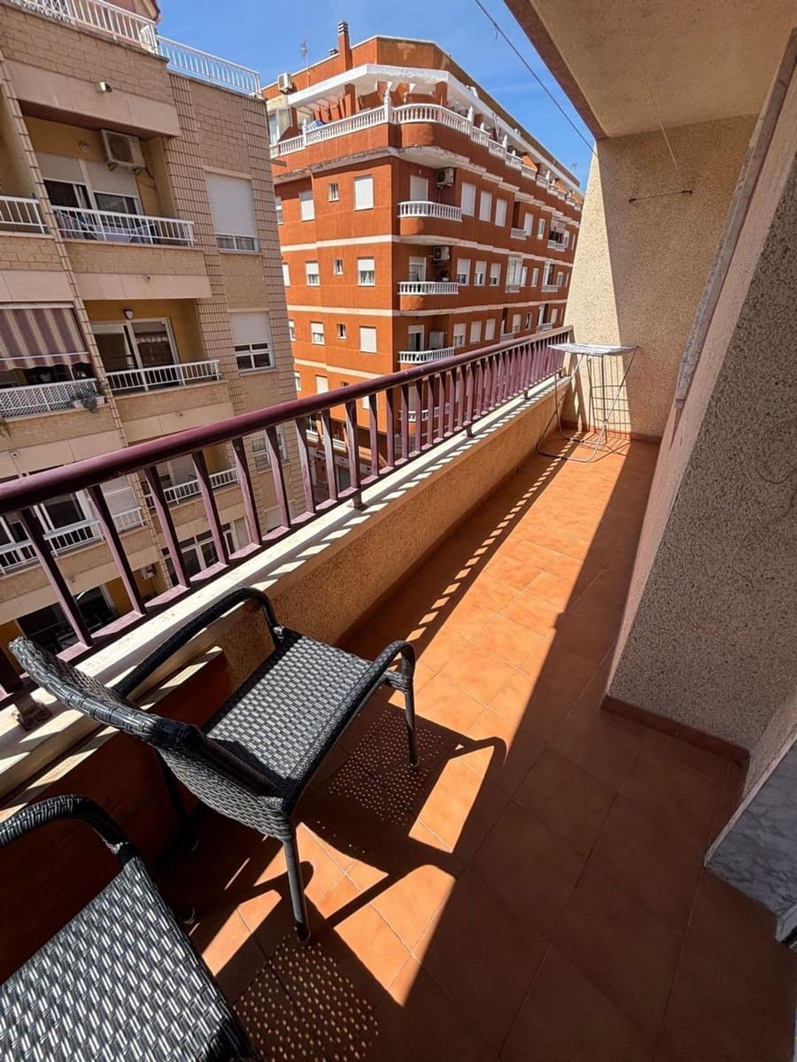 3 camera da letto Appartamento in vendita in Torrevieja con garage - 154.900 € (Rif: 9866235)